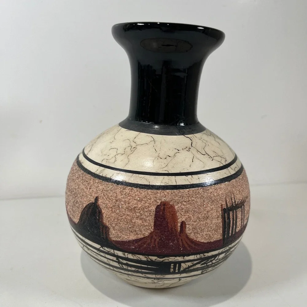 Vintage Navajo Pottery Vase Horsehair Desert Scene Southwestern Sand Native